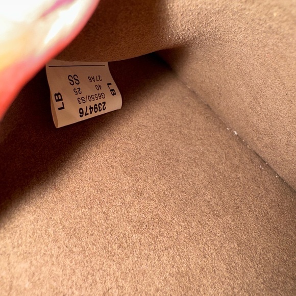 Furla Coral Bucket Bag with Pouch - Picture 12 of 16